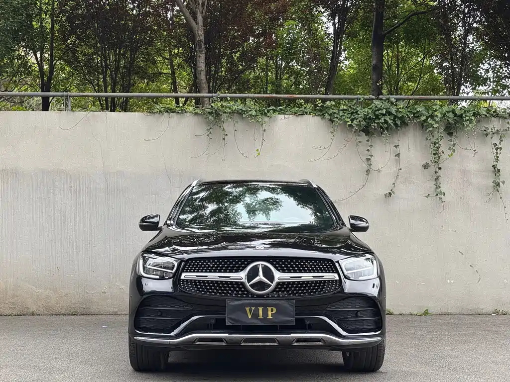 Mercedes-Benz GLC 2023