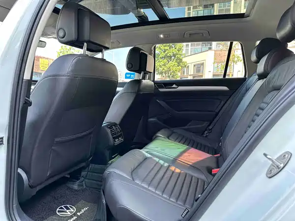 Volkswagen Viloran 2018