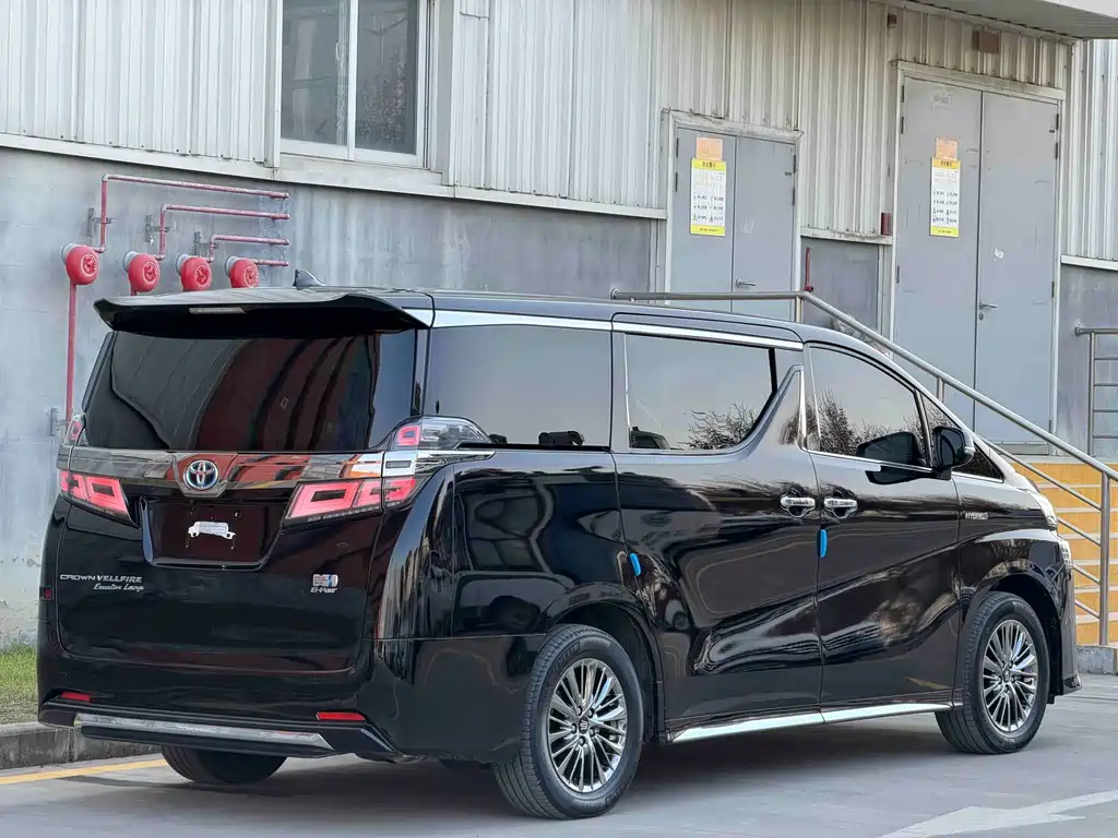 Toyota Wilfa 2022 — фото 15