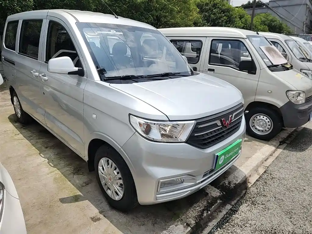 Wuling Hongguang V 2022 — фото 4