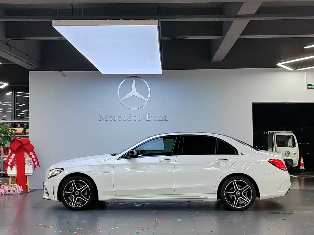 Mercedes-Benz C-Class 2021 — фото 3