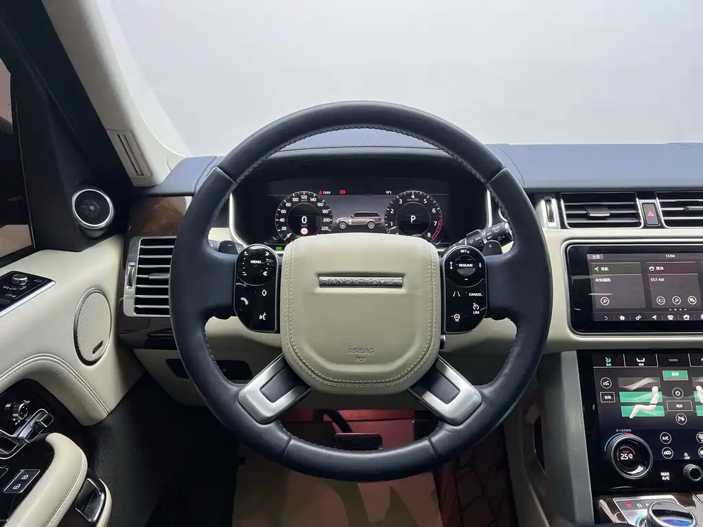 Land Rover Range Rover 2022 — фото 13