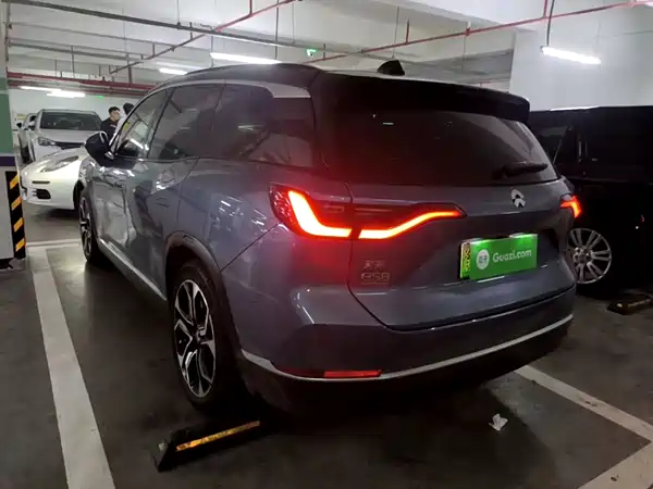 NIO ES8 2020