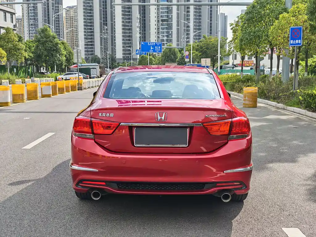 Honda Spirior 2016 — фото 11