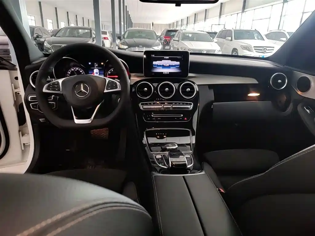 Mercedes-Benz C-Class 2017 — фото 10