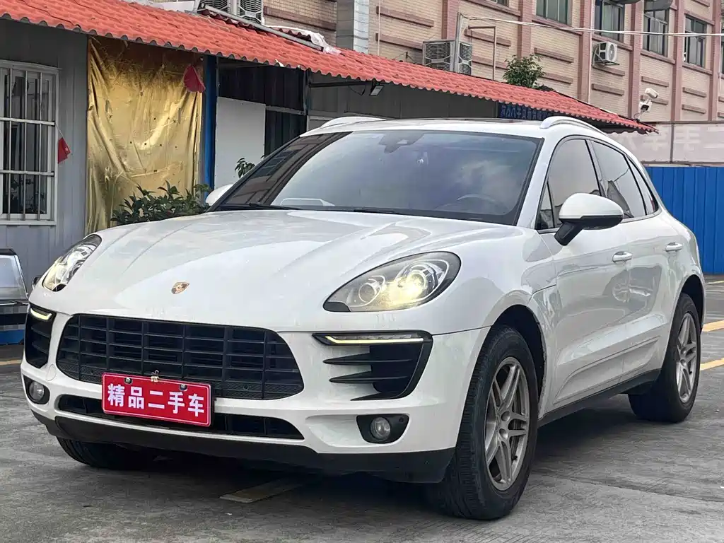 Porsche Macan 2016 — фото 1