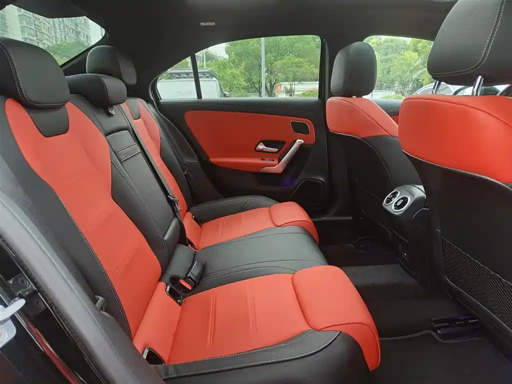 Mercedes-Benz A-Class AMG 2024 — фото 16