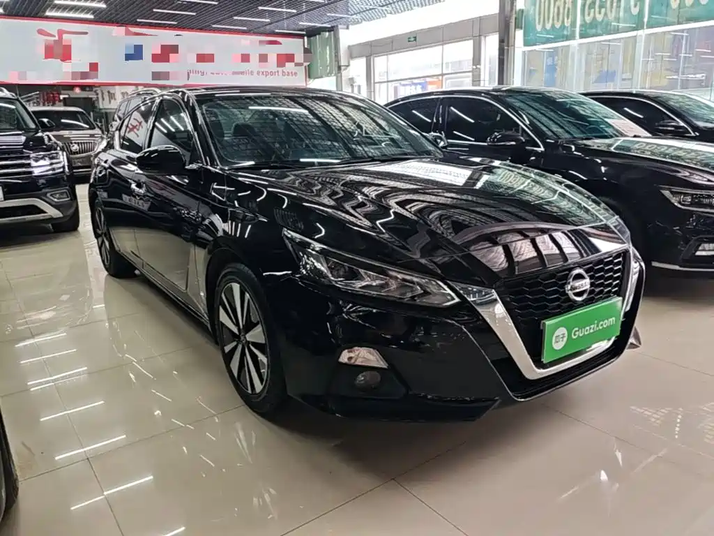 Nissan Teana 2023