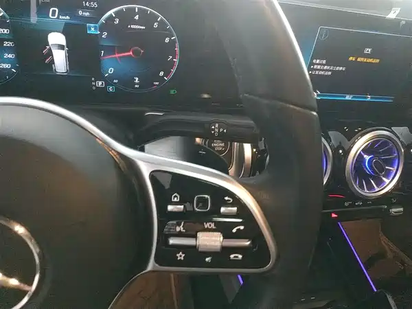 Mercedes-Benz GLB 2021