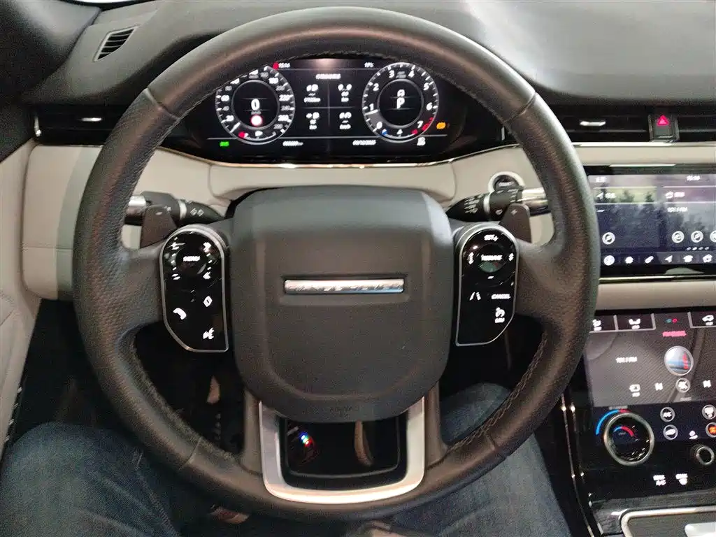 Land Rover Evoque 2021 — фото 3