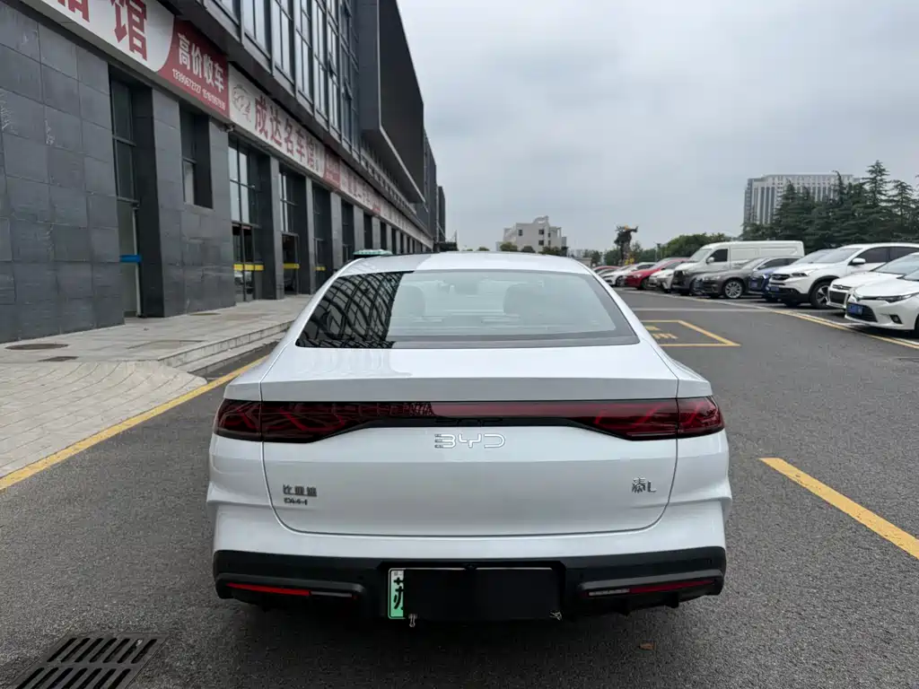 BYD Qin L 2025 — фото 18
