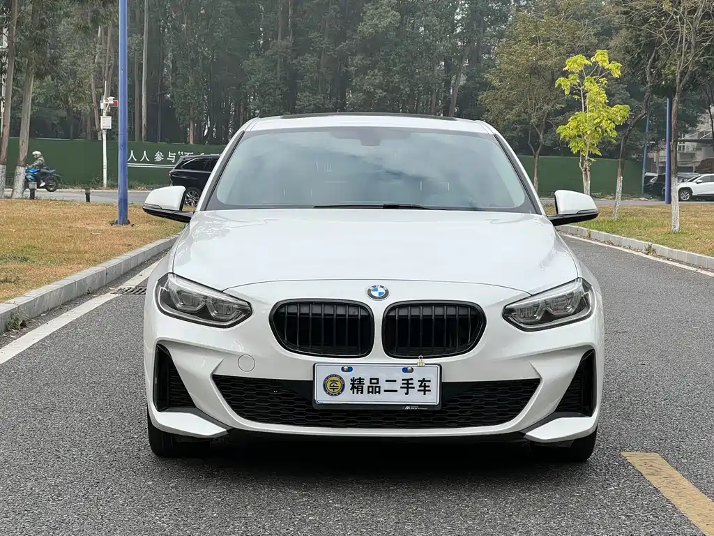 BMW 1 Series 2020 — фото 2