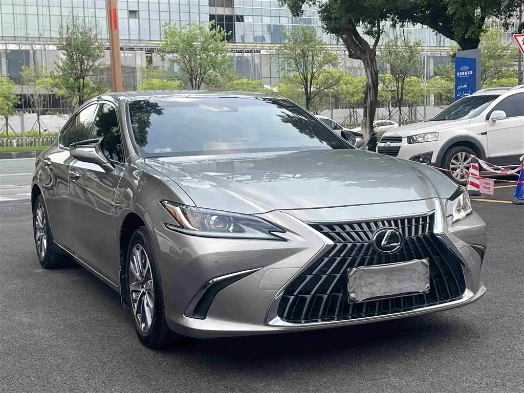 Lexus ES 2024 — фото 3