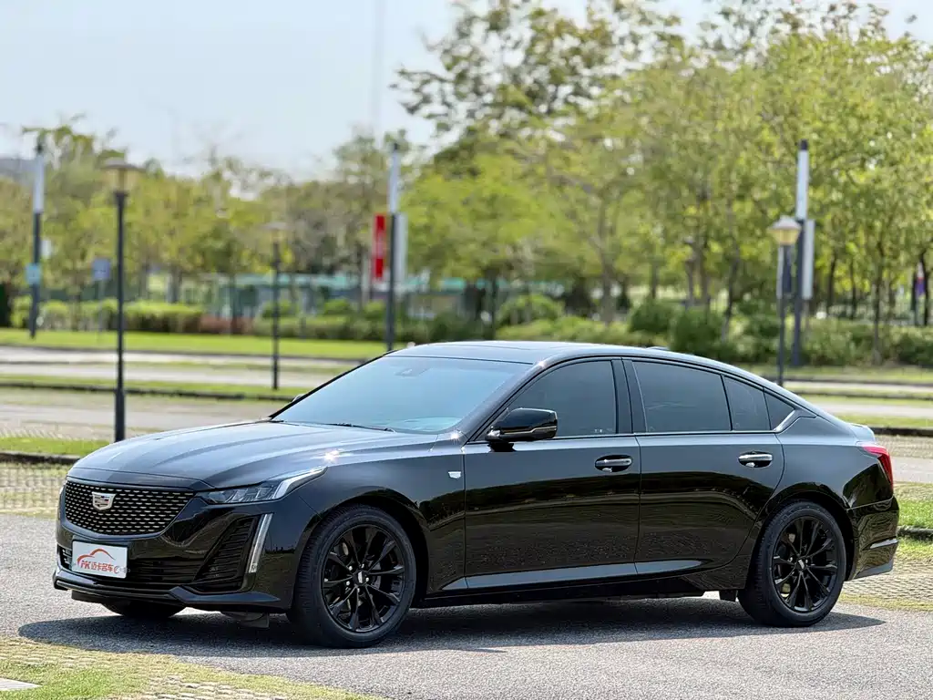 Cadillac CT5 2023 — фото 1