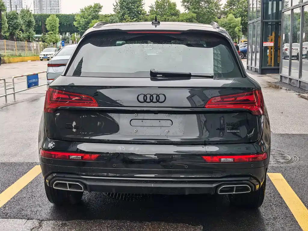 Audi Q5L 2025