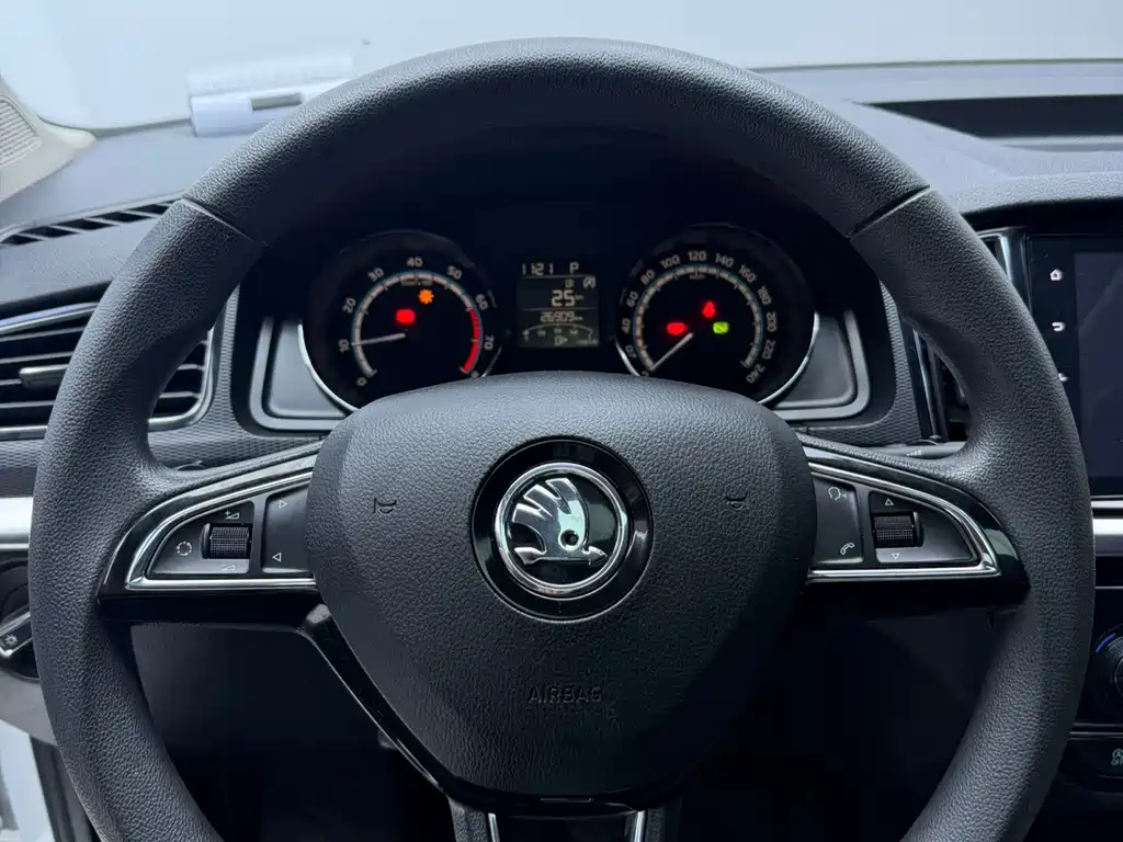 Skoda Kamiq 2023 — фото 14