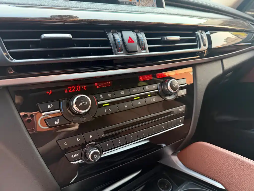 BMW X6 2016 — фото 13