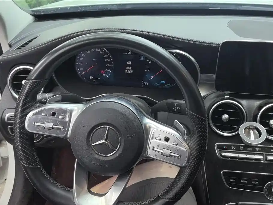 Mercedes-Benz C-Class 2022 — фото 15