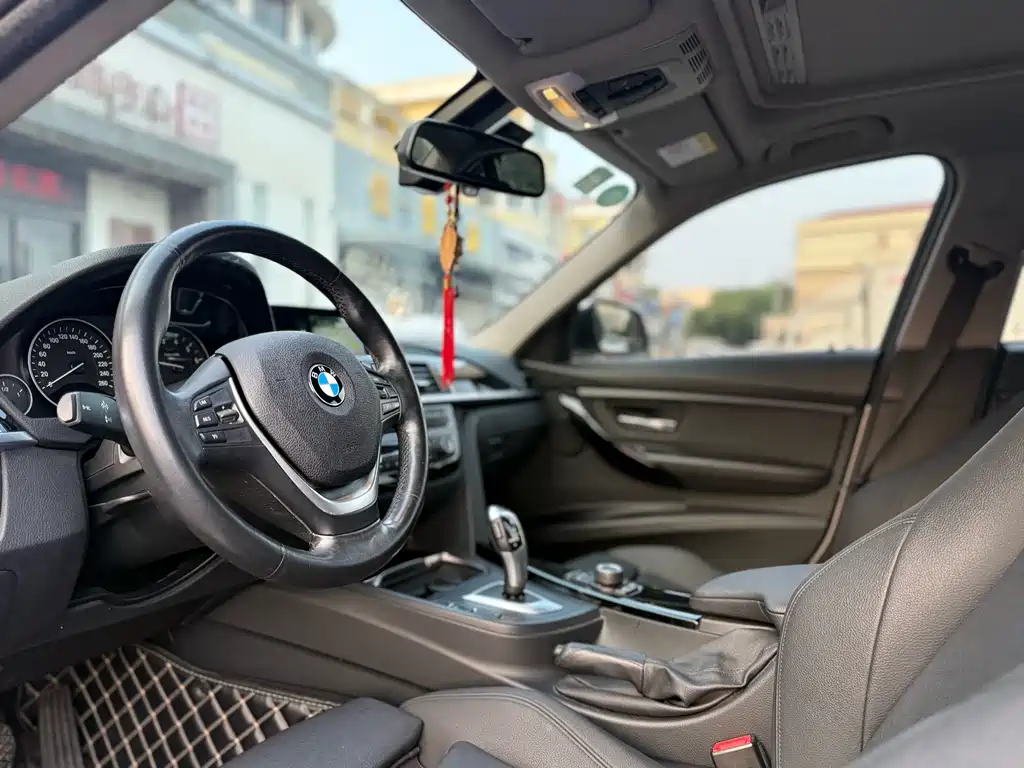 BMW 3 Series 2017