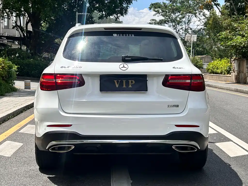 Mercedes-Benz GLC 2018 — фото 20