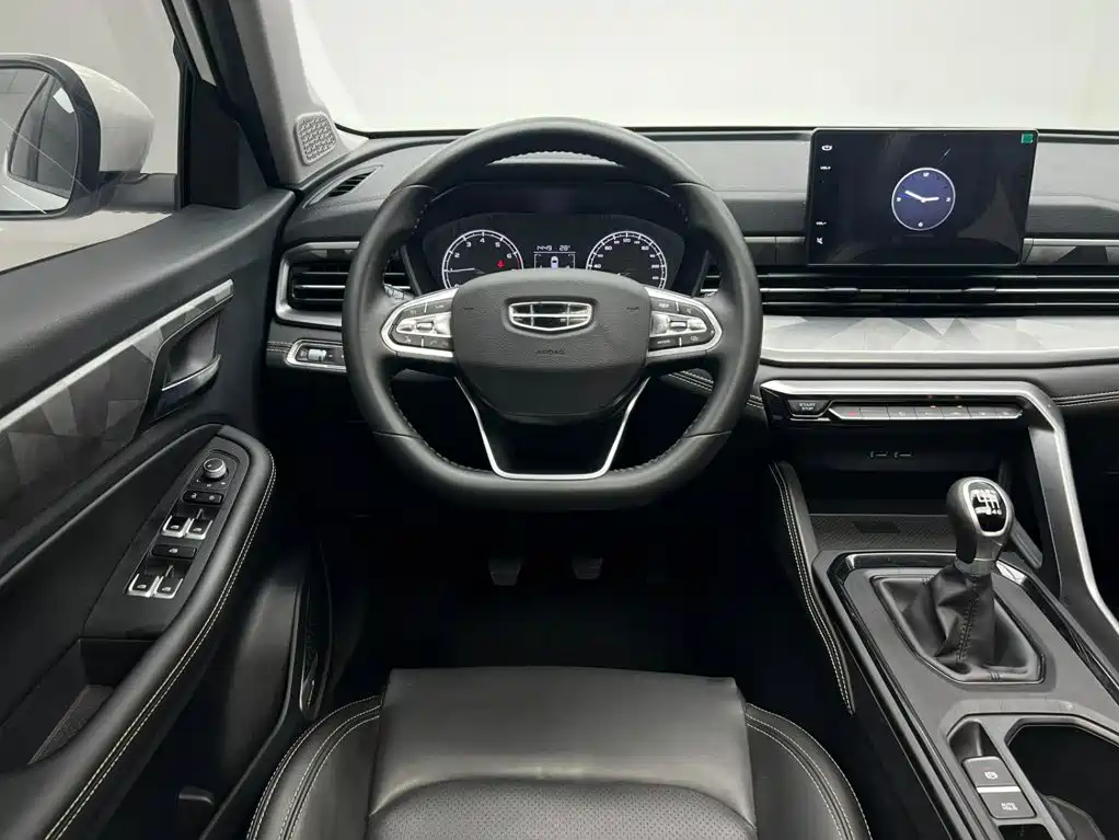 Geely Vision X6 2022 — фото 17
