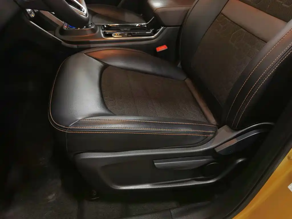 Aion Trumpchi GE3 2018 — фото 20