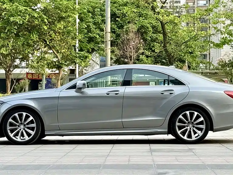 Mercedes-Benz CLS 2015 — фото 6