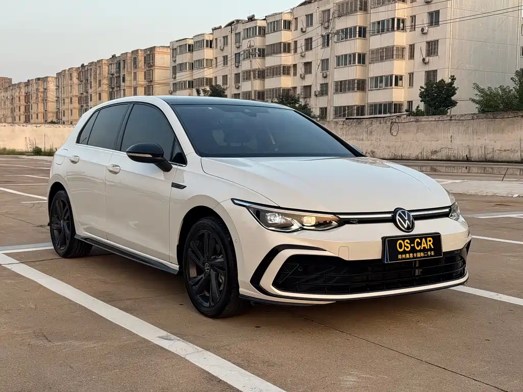 Volkswagen Golf 2022