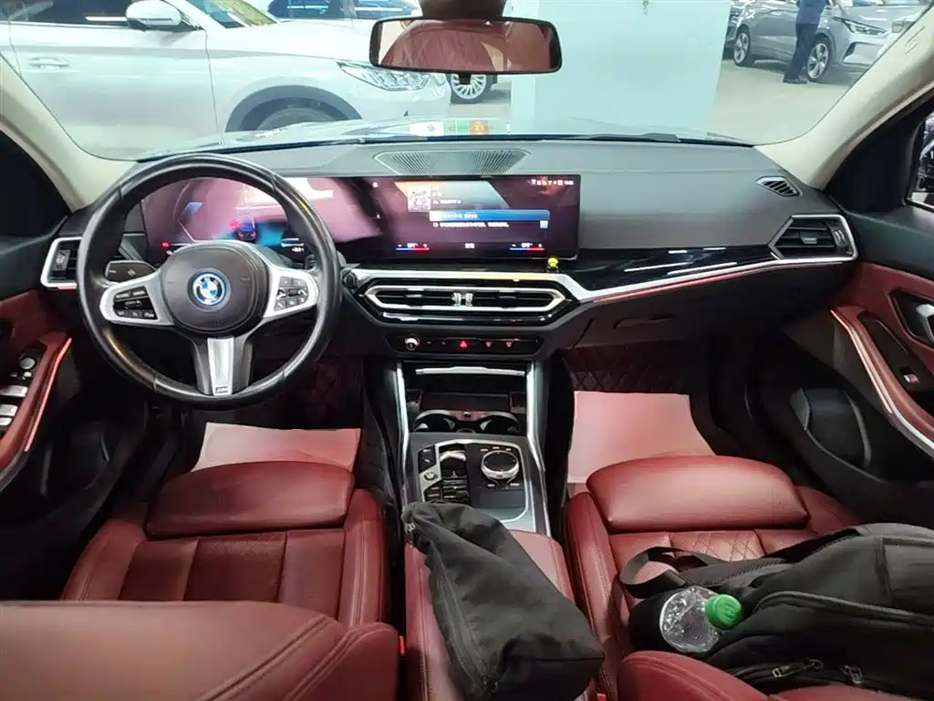 BMW i3 2023 — фото 10