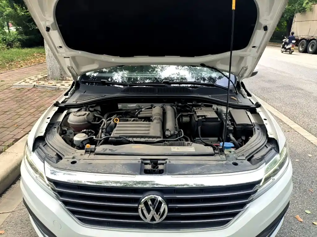Volkswagen Lavida 2020 — фото 20
