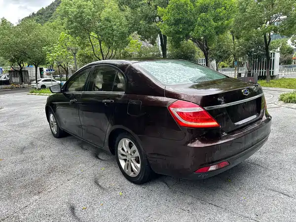 Geely Emgrand 2016