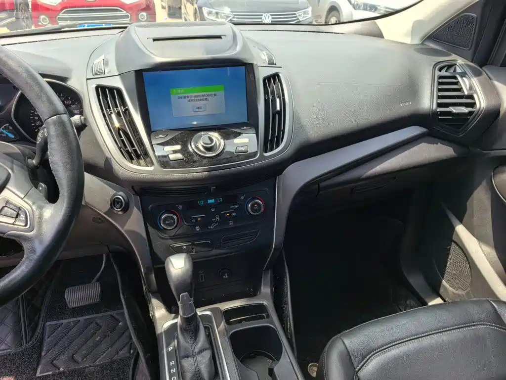 Ford Kuga 2017 — фото 14
