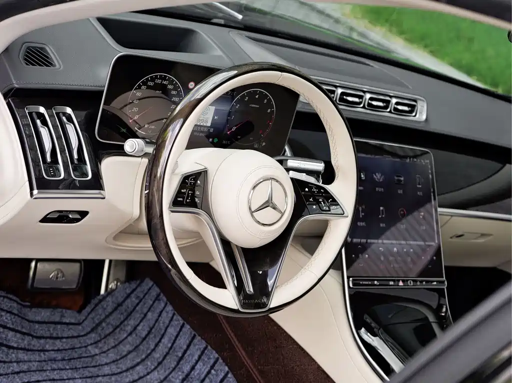 Mercedes-Benz Maybach S-Class 2022 — фото 11