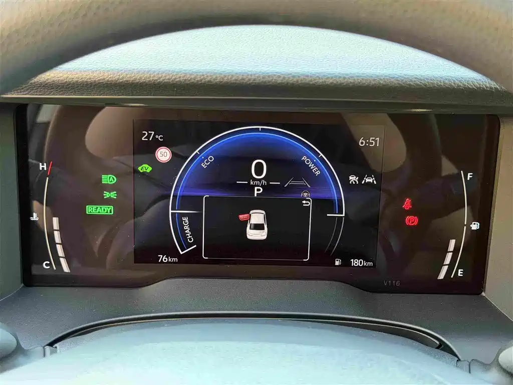 Toyota Camry 2026 — фото 17