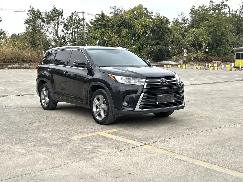 Toyota Highlander 2020 — фото 3