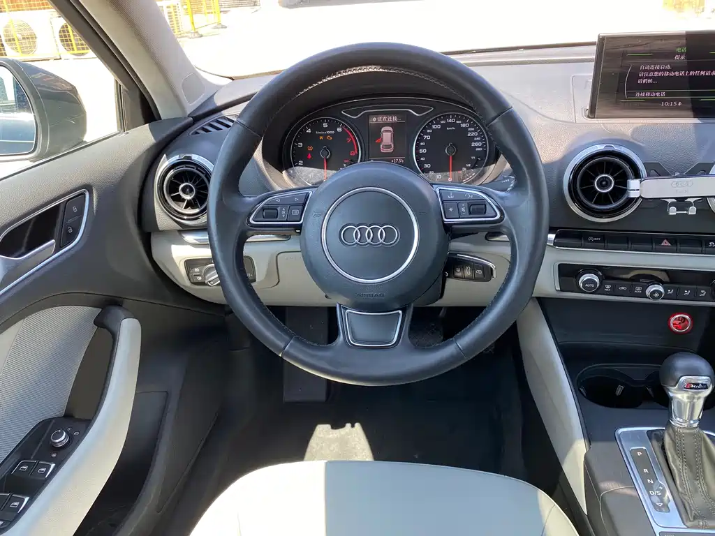 Audi A3 2015 — фото 11