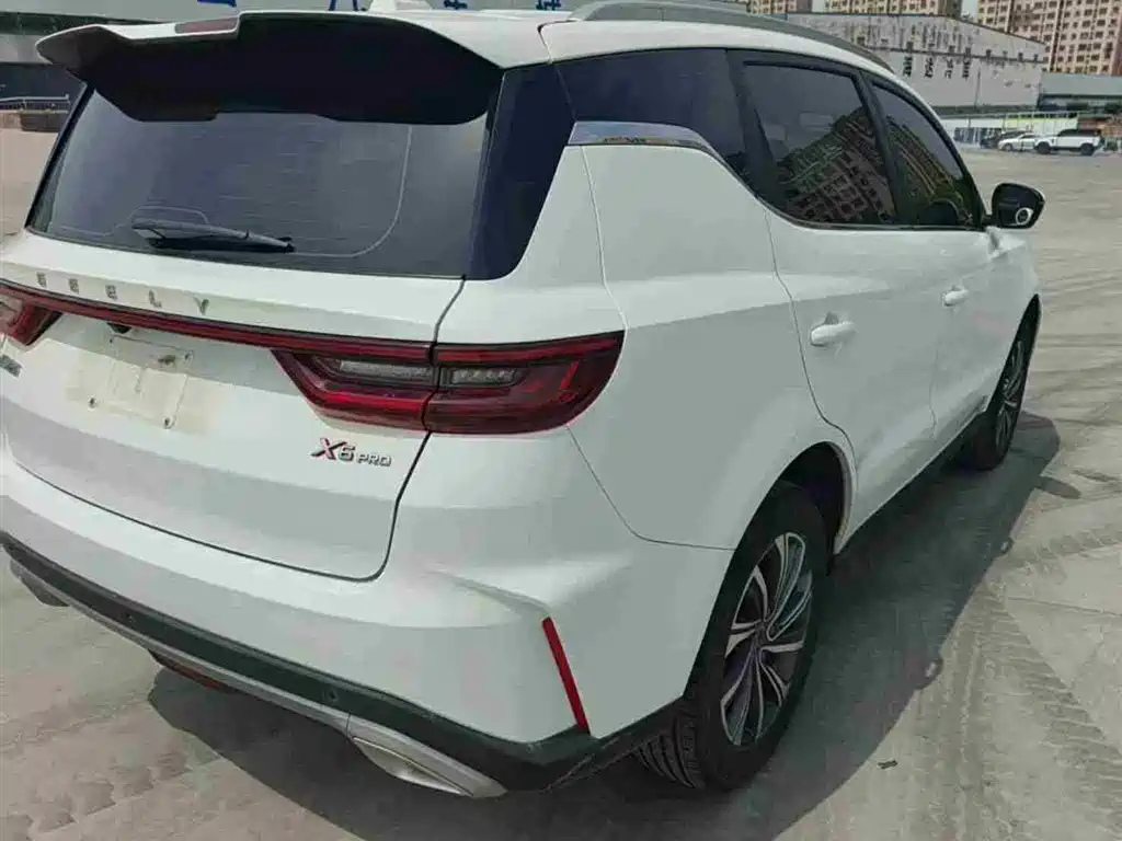 Geely Vision X6 2022 — фото 9