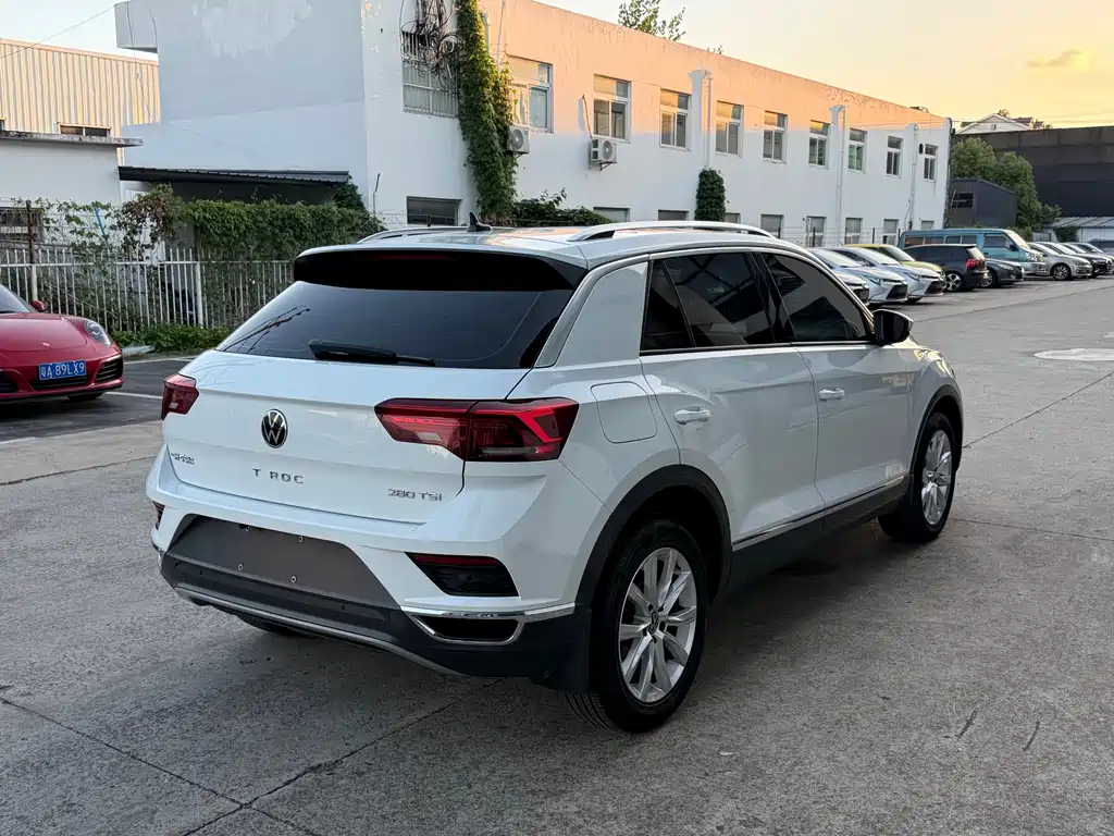 Volkswagen T-Roc 2022 — фото 14