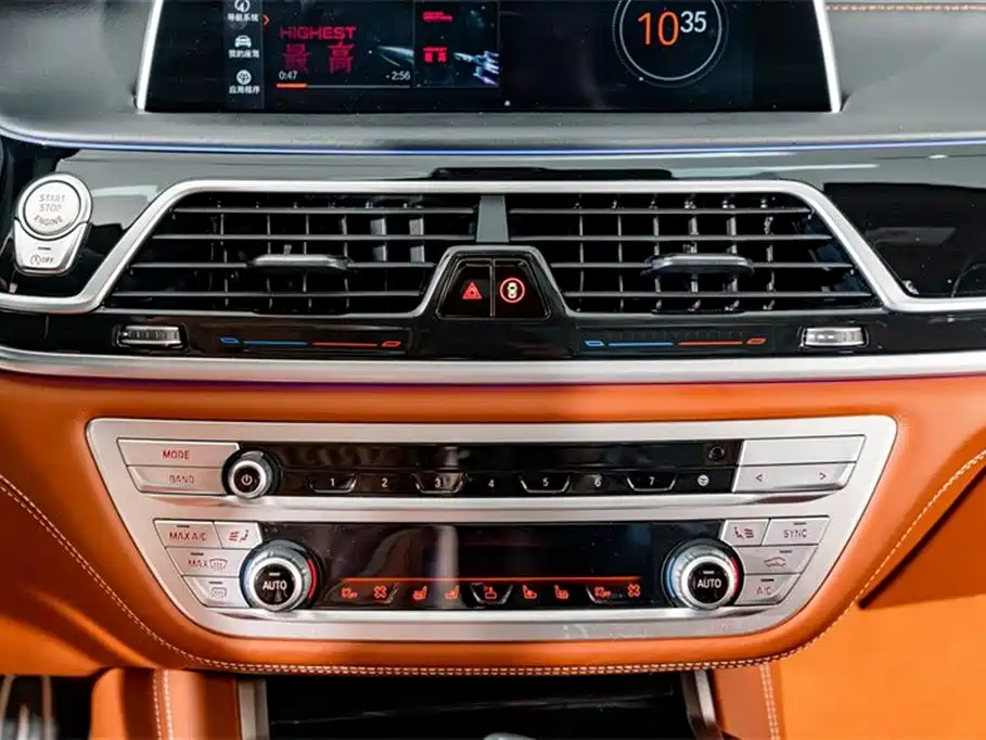 BMW 7 Series 2023 — фото 16
