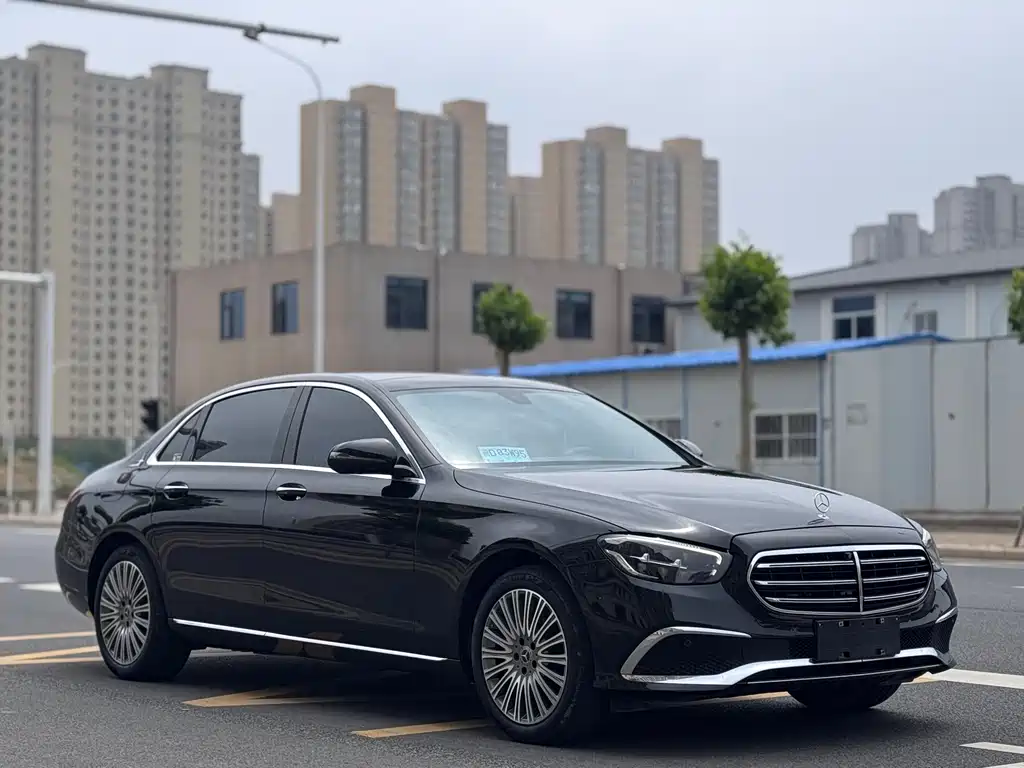 Mercedes-Benz E-Class 2021