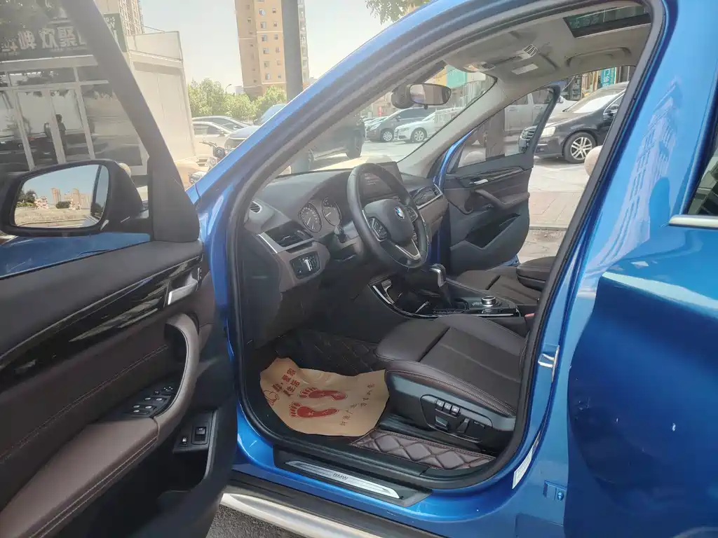 BMW X1 New Energy 2020 — фото 9