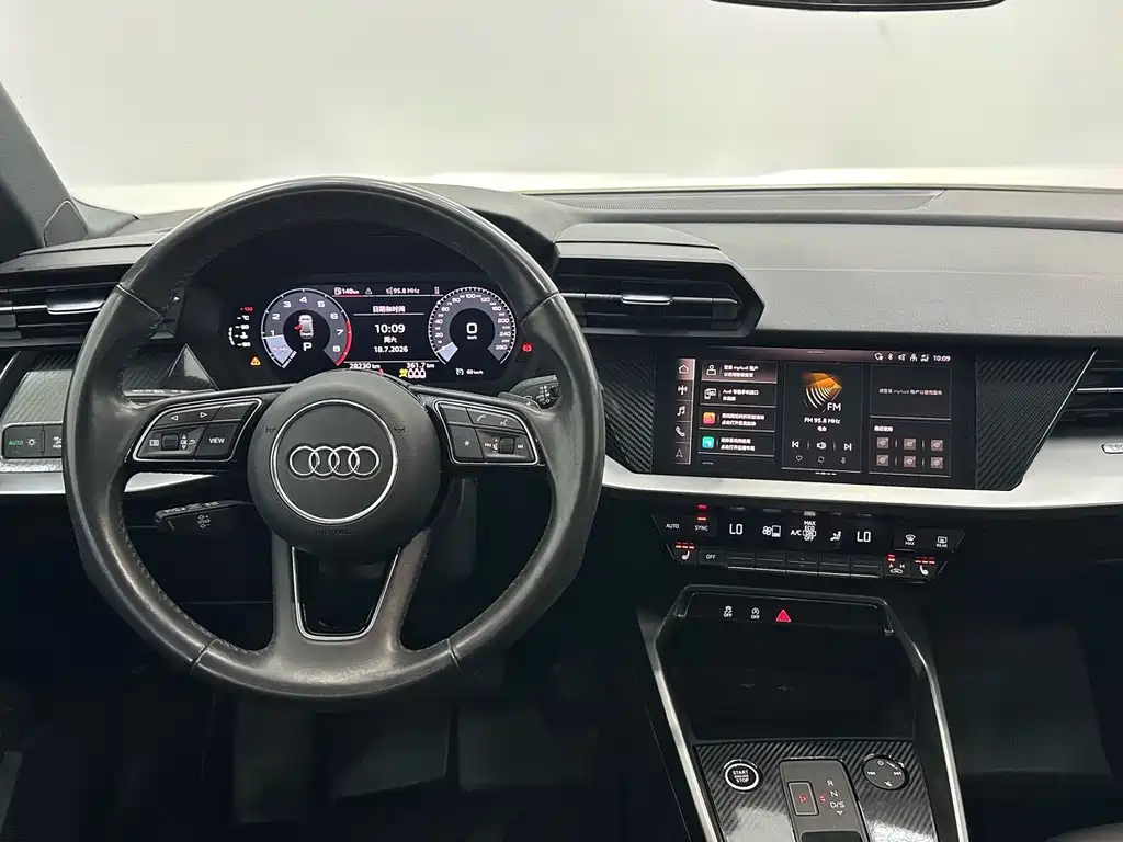 Audi A3 2022 — фото 10