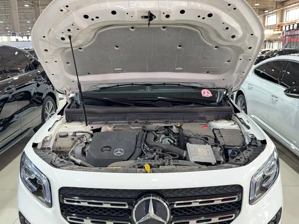 Mercedes-Benz GLB 2021 — фото 20