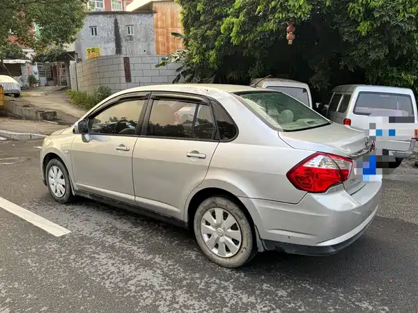 Venucia D50 2012