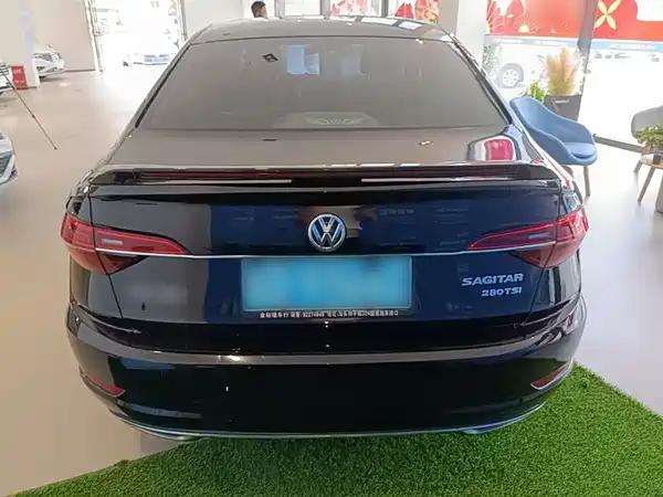Volkswagen Sagitar 2019