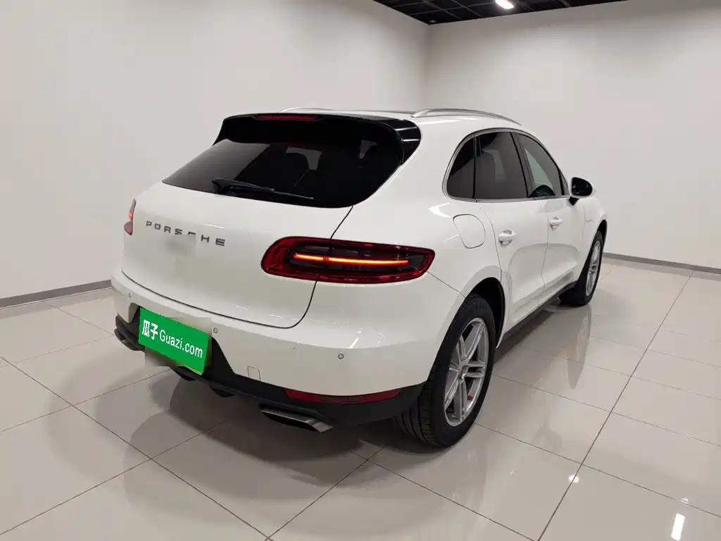 Porsche Macan 2015 — фото 7