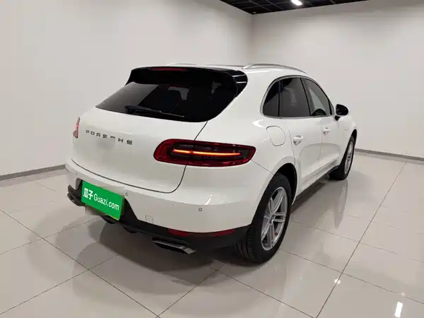 Porsche Macan 2015