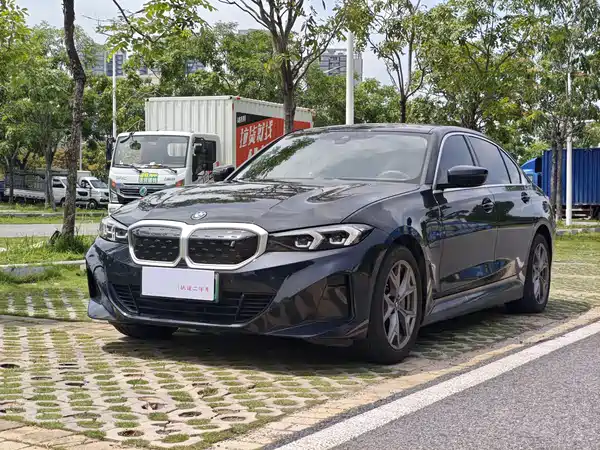 BMW i3 2024