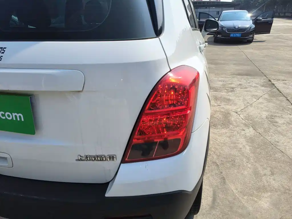 Chevrolet Trax 2015 — фото 24