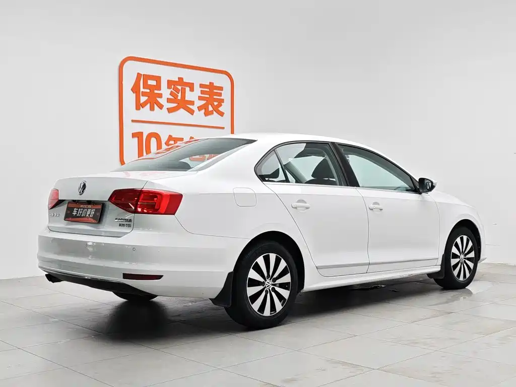 Volkswagen Sagitar 2017